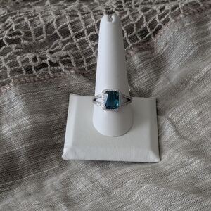 Elegant Sterling Silver and Blue Gemstone Ring
